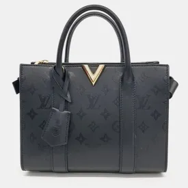 Black Leather BB Very Tote Bag