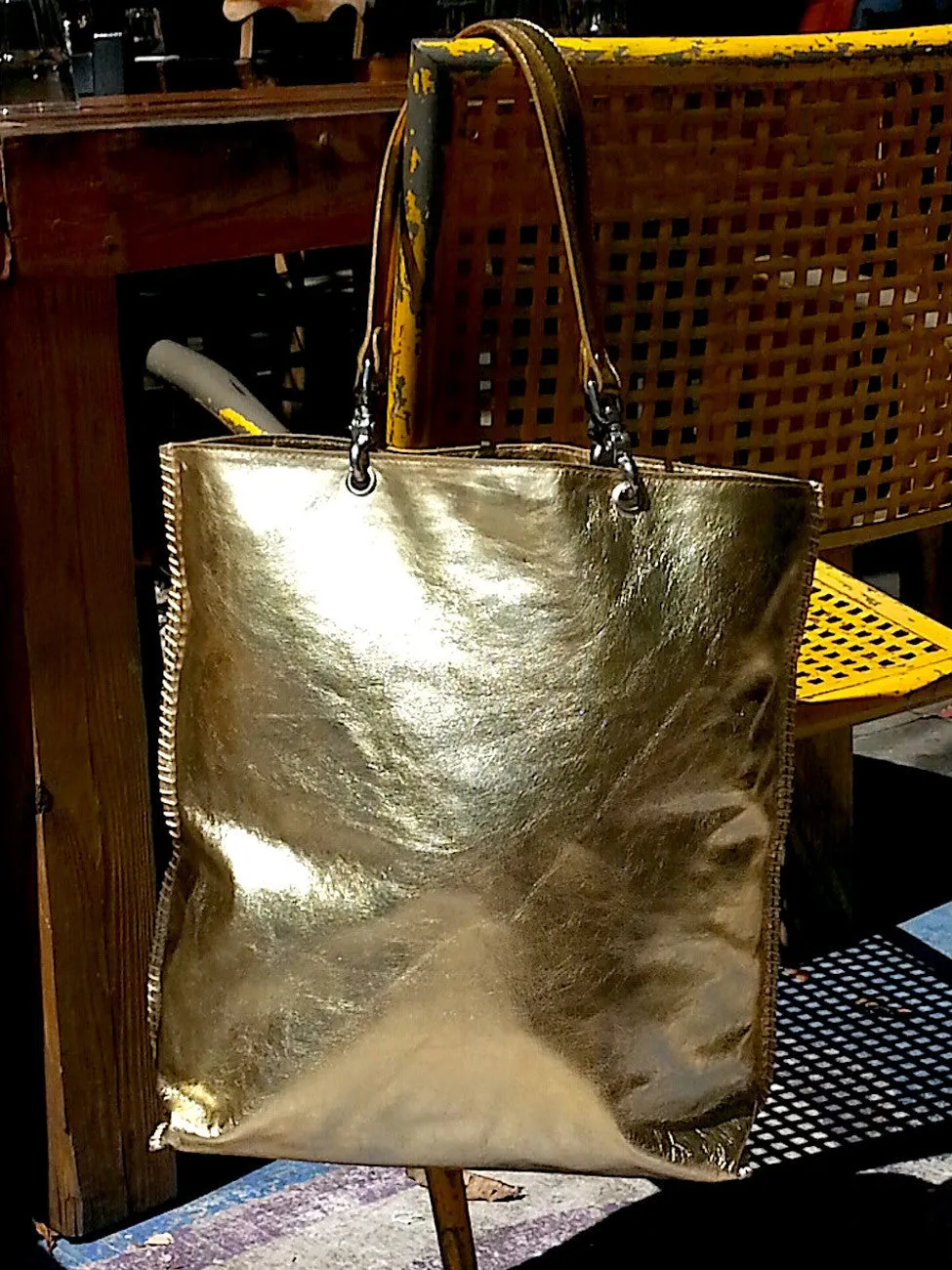 Gajumbo Tote Bag Metallic Leather