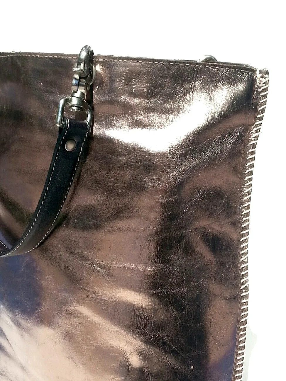 Gajumbo Tote Bag Metallic Leather