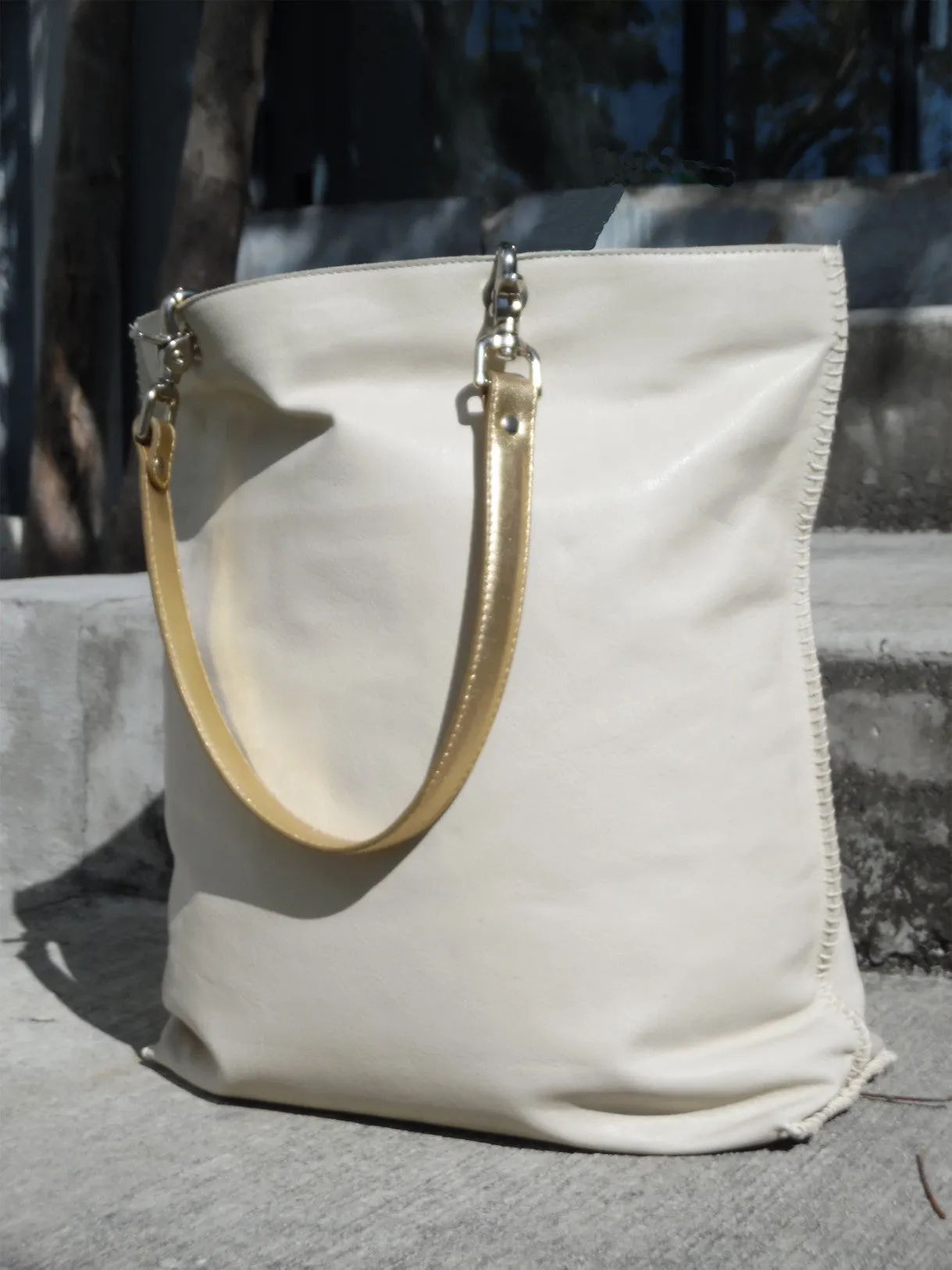 Gajumbo Tote Bag Napa Leather Sand