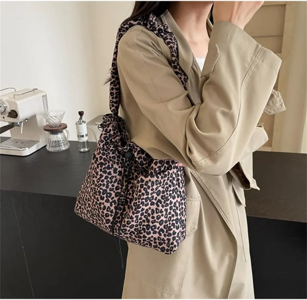 Leopard Print Drawstring Bucket Bag Cheetah Print Canvas Hobo Shoulder Bag Top Handle Leopard Handbag with Chain