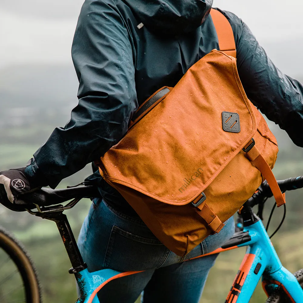 Nick The Messenger Bag 13L
