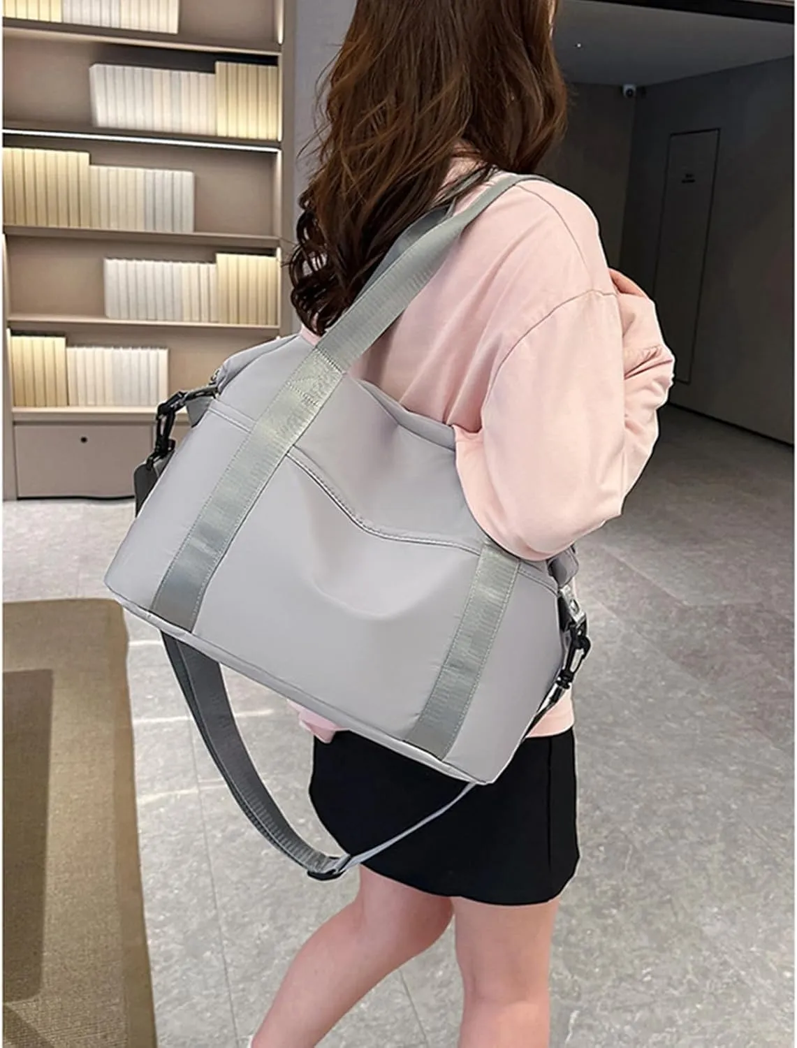 Travel Tote Bag Weekend Bag Sports Gym Yoga Bag Travel Tote Bags for Women with Trolley Sleeve Nylon Tote Purse